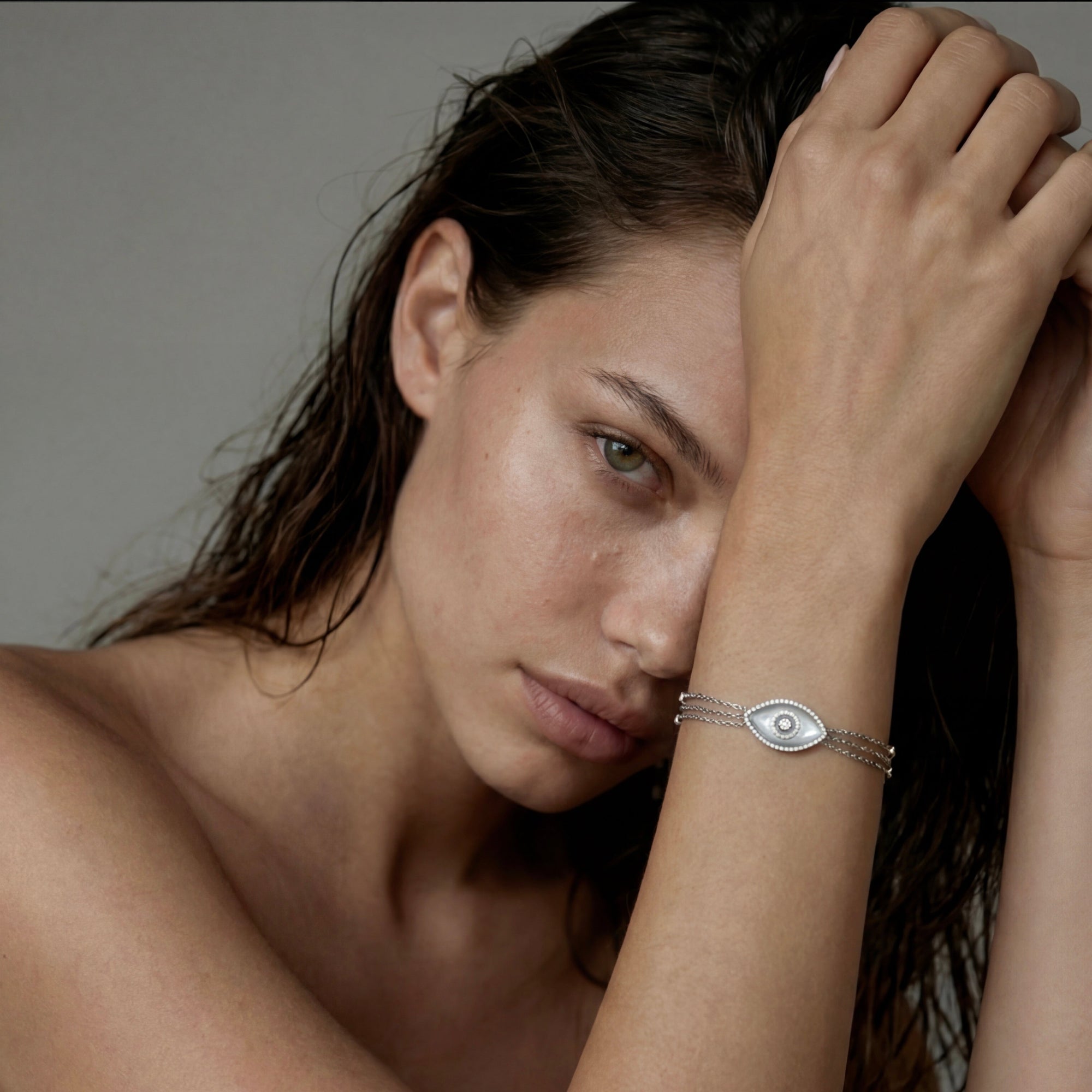 Endza Mother of Pearl Evil Eye Bracelet in 14K White Gold with Natural Diamonds
